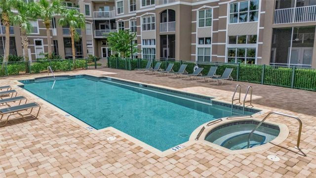 808 3RD AVENUE W 307, Bradenton, FL 34205