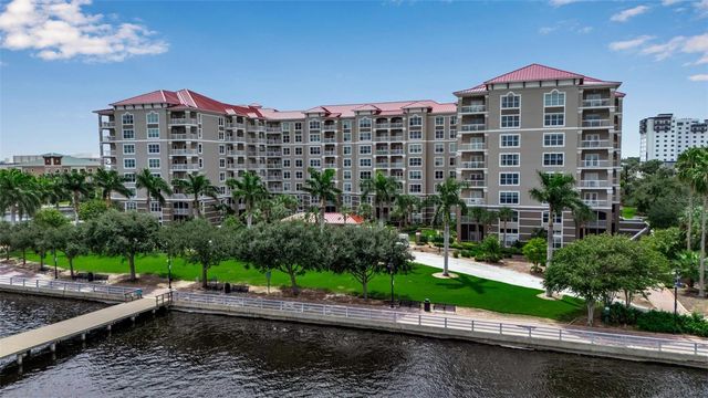 808 3RD AVENUE W 307, Bradenton, FL 34205