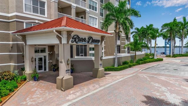 808 3RD AVENUE W 307, Bradenton, FL 34205