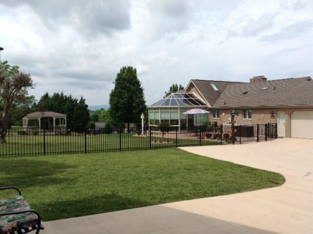 252 Richardson DR, Roanoke, VA 24019