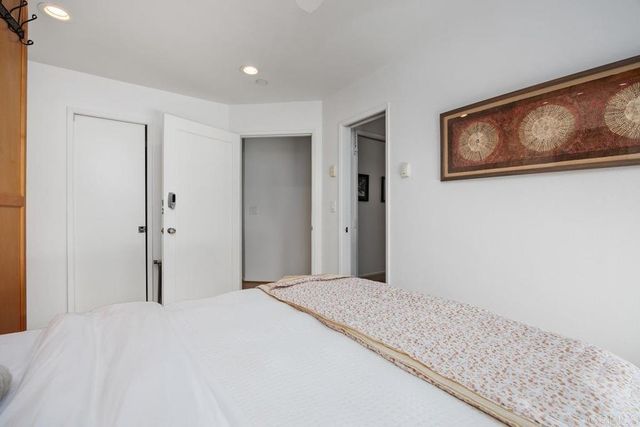 307 Longden Lane, Solana Beach, CA 92075