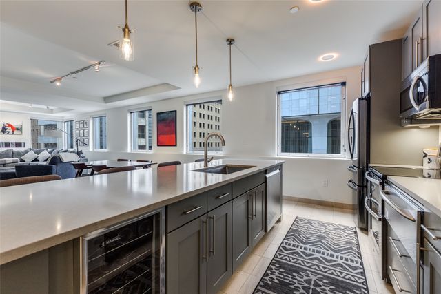 1505 Elm Street 303, Dallas, TX 75201