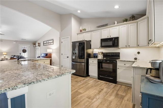 275 Emily Forest Way, Pendergrass, GA 30567