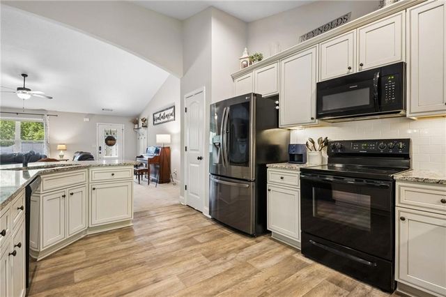 275 Emily Forest Way, Pendergrass, GA 30567