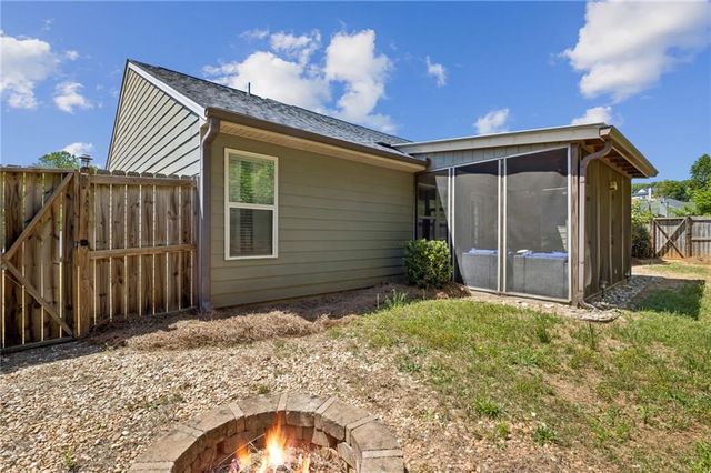 275 Emily Forest Way, Pendergrass, GA 30567