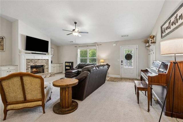 275 Emily Forest Way, Pendergrass, GA 30567