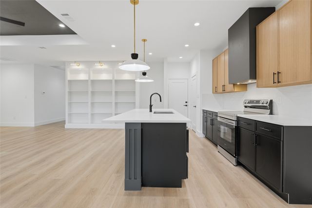 2638 Southland Street, Dallas, TX 75215