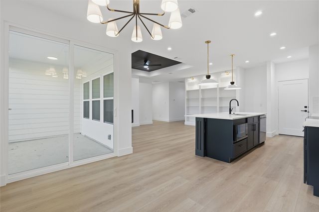 2638 Southland Street, Dallas, TX 75215