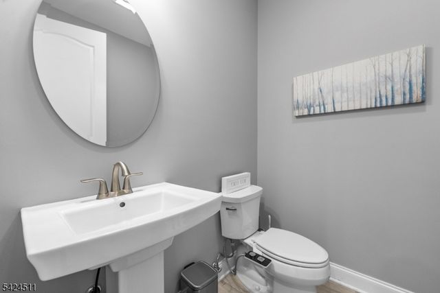 64 Halina Ln, Butler Boro, NJ 07405