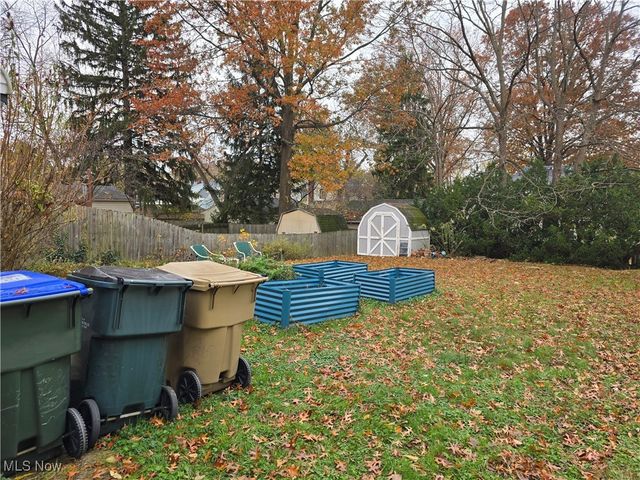 1864 17th Street, Cuyahoga Falls, OH 44221