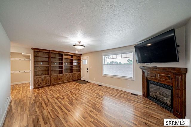 1079 N 2700 W, Rexburg, ID 83440