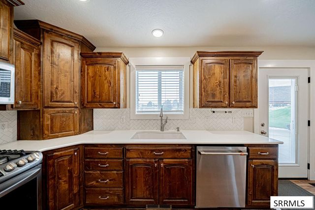 1079 N 2700 W, Rexburg, ID 83440