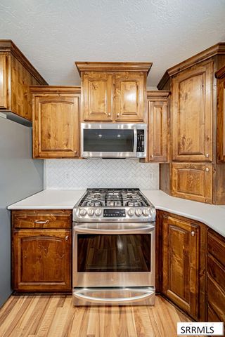 1079 N 2700 W, Rexburg, ID 83440
