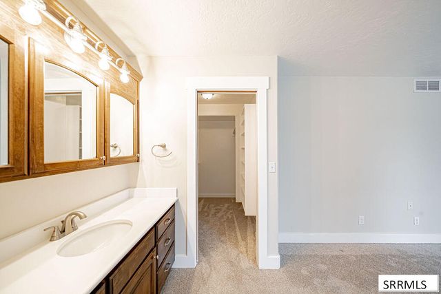 1079 N 2700 W, Rexburg, ID 83440