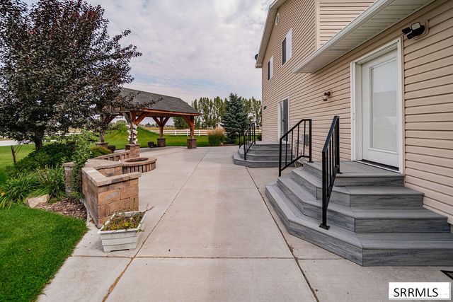 1079 N 2700 W, Rexburg, ID 83440