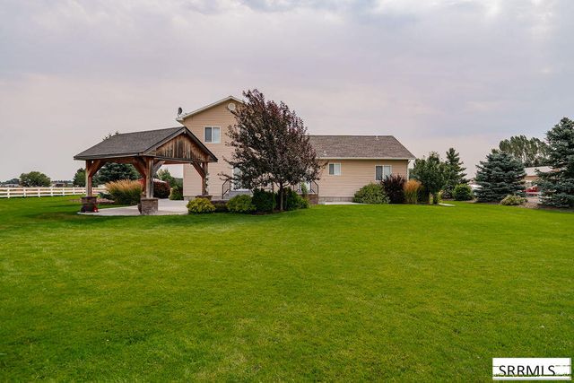 1079 N 2700 W, Rexburg, ID 83440