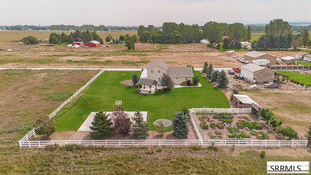 1079 N 2700 W, Rexburg, ID 83440