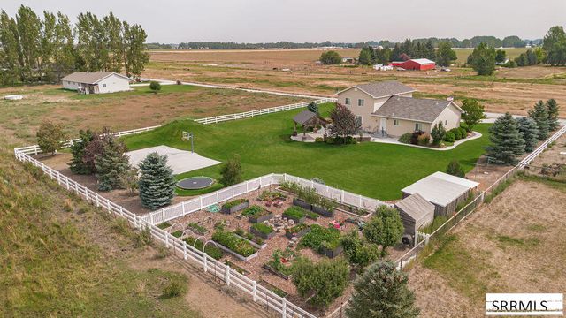 1079 N 2700 W, Rexburg, ID 83440