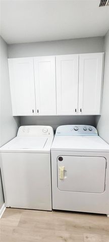 6374 Creekbend Drive, Houston, TX 77096