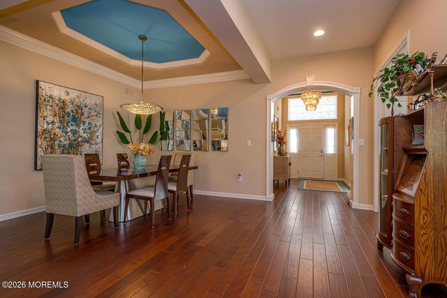 19 Troon Court, Monroe, NJ 08831