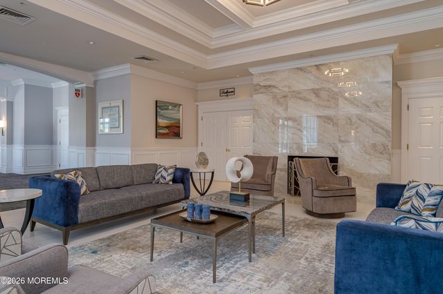 19 Troon Court, Monroe, NJ 08831