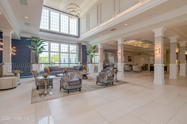 19 Troon Court, Monroe, NJ 08831