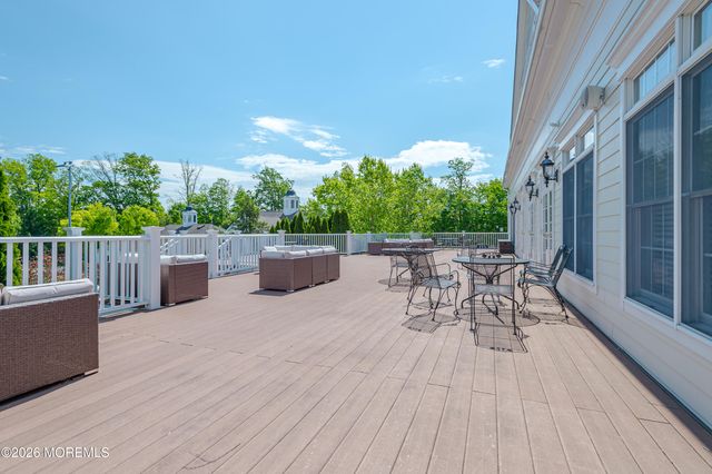 19 Troon Court, Monroe, NJ 08831