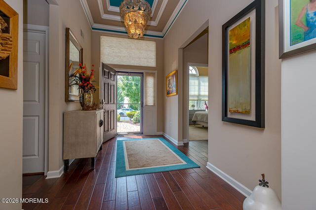 19 Troon Court, Monroe, NJ 08831