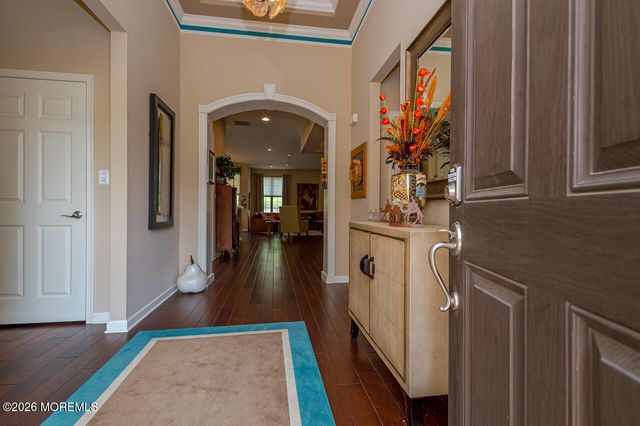 19 Troon Court, Monroe, NJ 08831