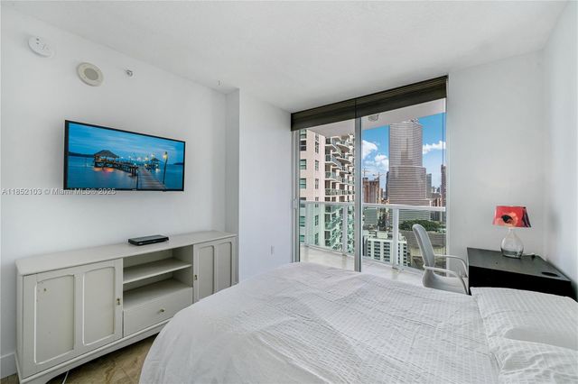 41 SE 5th St 1607, Miami, FL 33131