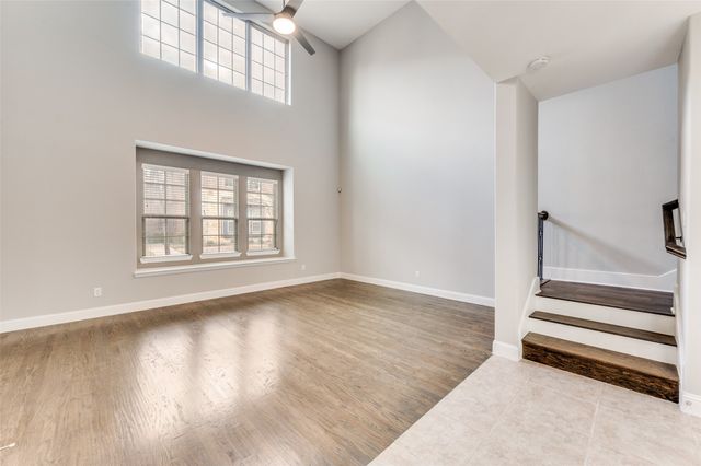 4646 Rhett Lane F, Carrollton, TX 75010