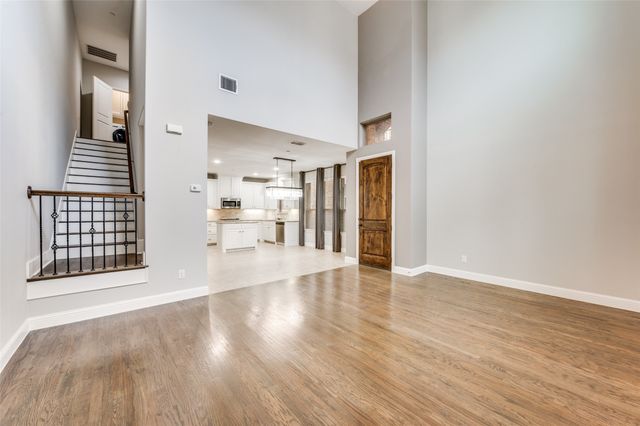 4646 Rhett Lane F, Carrollton, TX 75010