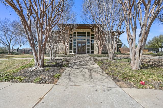 2725 Albatross Lane, Fort Worth, TX 76177
