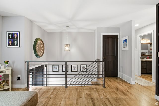 3533 E COUNTRY MANOR RD, Cottonwood Heights, UT 84121