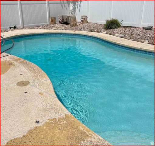 3533 E COUNTRY MANOR RD, Cottonwood Heights, UT 84121