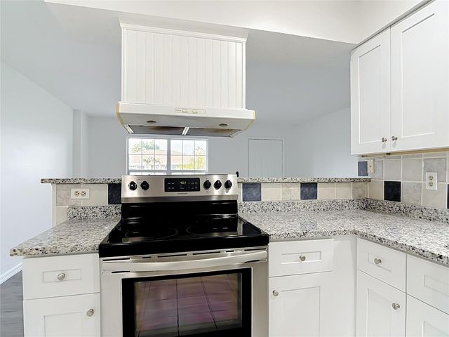 11256 CHALET AVENUE, Englewood, FL 34224