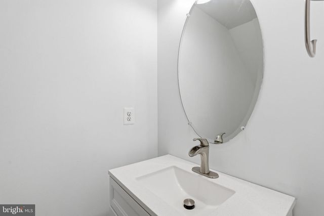 14814 MASON CREEK CIR, Woodbridge, VA 22191