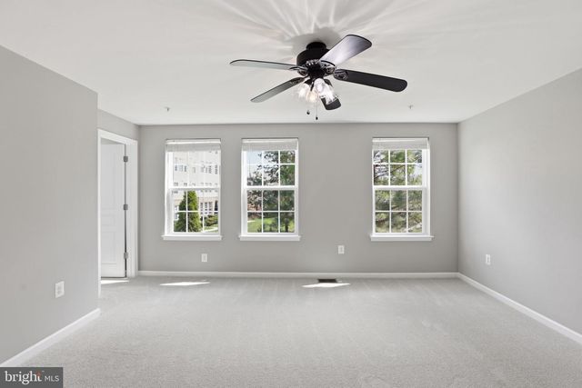 14814 MASON CREEK CIR, Woodbridge, VA 22191