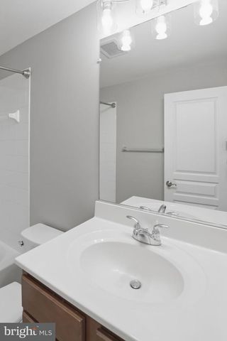 14814 MASON CREEK CIR, Woodbridge, VA 22191