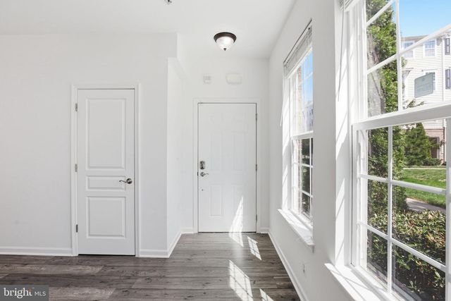 14814 MASON CREEK CIR, Woodbridge, VA 22191