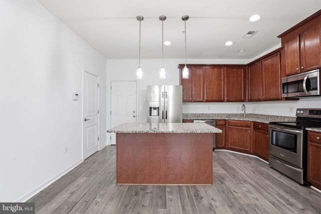 14814 MASON CREEK CIR, Woodbridge, VA 22191