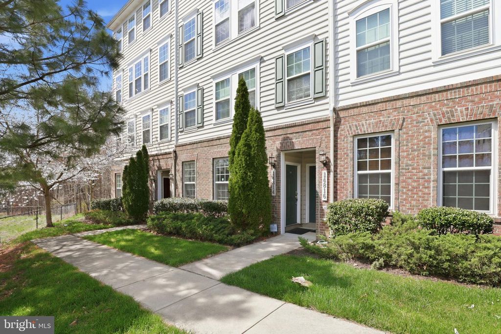 14814 MASON CREEK CIR, Woodbridge, VA 22191