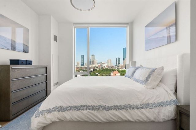 380 Harrison Avenue 14G, Boston, MA 02118