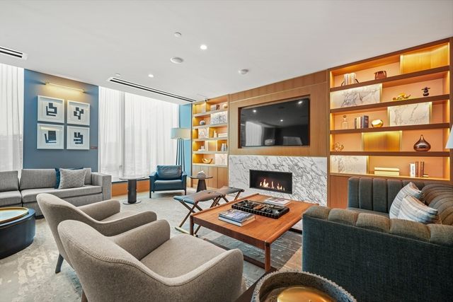 380 Harrison Avenue 14G, Boston, MA 02118