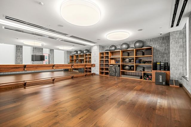 380 Harrison Avenue 14G, Boston, MA 02118