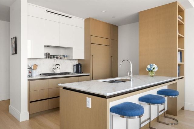 380 Harrison Avenue 14G, Boston, MA 02118