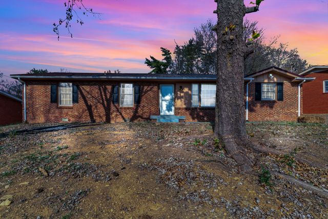 209 Blue Ridge Dr, Old Hickory, TN 37138