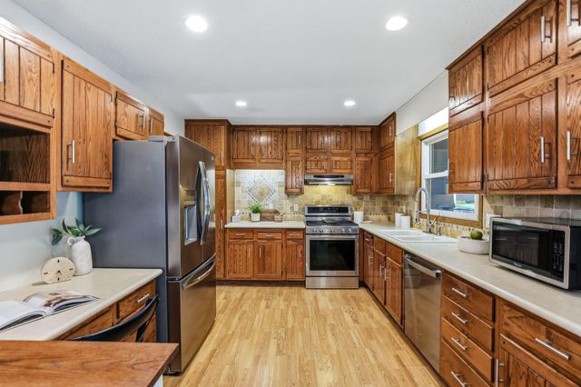 6108 Whited Avenue, Minnetonka, MN 55345