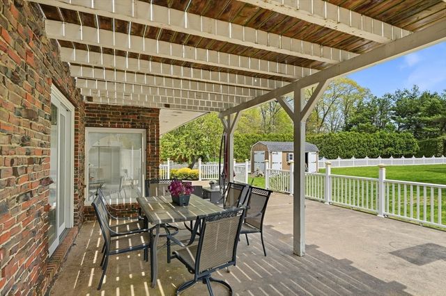39 Forest Street, Saugus, MA 01904