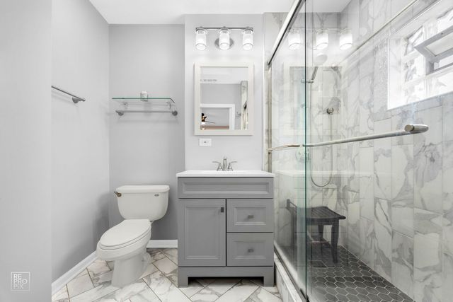 5811 W Patterson Avenue, Chicago, IL 60634